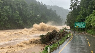 উত্তর সিকিমে প্রবল বৃষ্টিতে তিস্তা নদীর জলস্ফীতি বেড়েছে, পর্যটকদের প্রবেশে নিষেধাজ্ঞা জারি। কালিম্পংয়েও সতর্কতা। (representative Image: AI) উত্তর সিকিমে প্রবল বৃষ্টিতে তিস্তা নদীর জলস্ফীতি বেড়েছে, পর্যটকদের প্রবেশে নিষেধাজ্ঞা জারি। কালিম্পংয়েও সতর্কতা। (representative Image: AI)