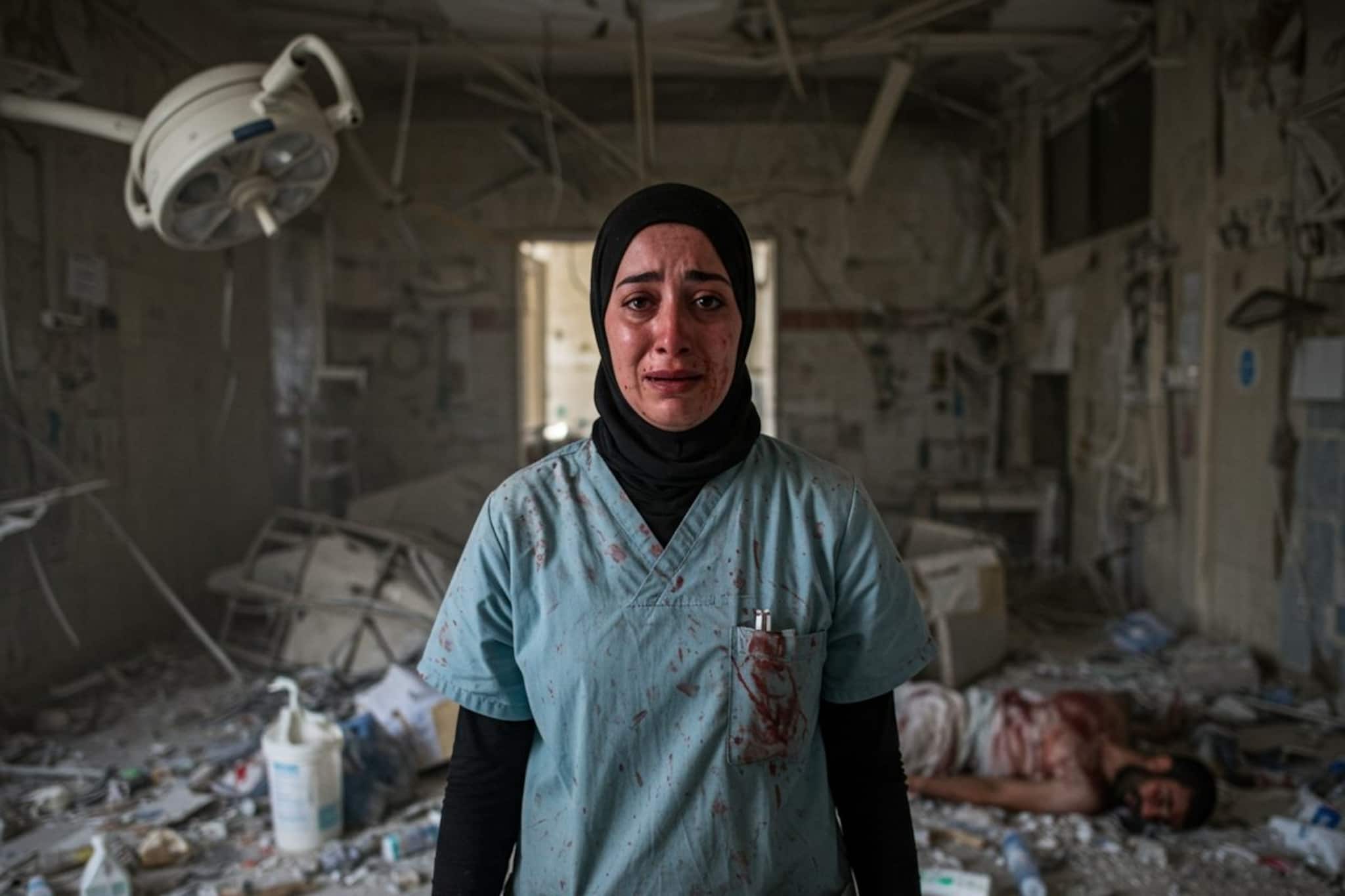 হাসপাতালে বাকিদের প্রাণ বাঁচাতে ব্যস্ত ছিলেন চিকিৎসক, সেখানেই এল তাঁর ৯ সন্তানের দেহ!