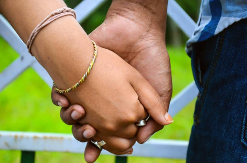  শেহজাদের জানিয়েছেন, বিয়ের পর সাহিবা হাসপাতালের চাকরি ছেড়ে দেন। কারণ, তাঁকে বন্ধুদের কটূক্তি সহ্য করতে হয়েছিল। দম্পতির পরবর্তী লক্ষ্য হল সাহিবার একটি ক্লিনিক খোলা যাতে তিনি রোগীদের দেখতে পারেন। তাছাড়া, এই দম্পতি একটি ইউটিউব চ্যানেল পরিচালনা করেন যেখানে তারা তাদের জীবনের প্রতিটি বিষয় শেয়ার করেন।