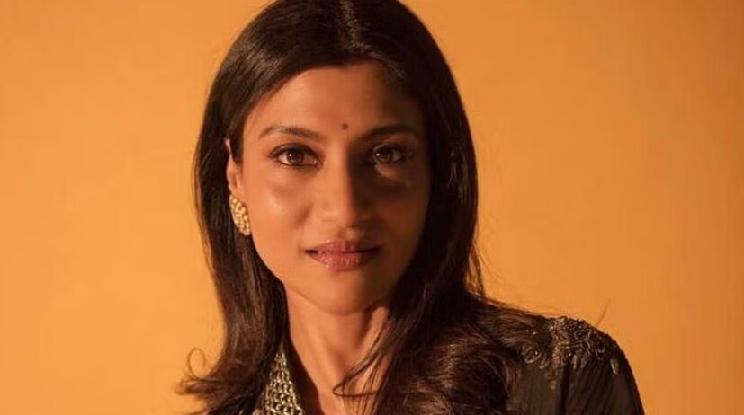তিনি অভিনেত্রী, পরিচালক৷ বাংলার মেয়ে৷ অত্যন্ত ট্যালেন্টেড৷ মা স্বনামধন্য অভিনেত্রী এবং পরিচালক অপর্ণা সেন৷ কথা হচ্ছে কঙ্কনা সেন শর্মার বিষয়৷ তিনি এখন নতুন সম্পর্ক জড়িয়ে৷ ডিভোর্সের প্রায় ৫ বছর পর এখন তাঁর নতুন বয়ফ্রেন্ডের কথা সামনে এল৷ সকলের সামনে তাঁকে জড়িয়ে ধরল কঙ্কনা৷