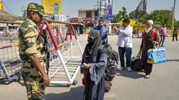 ভারতে আটকে থাকা নিজেদের লোককেই চিনছে না 'খতরনাক' পাকিস্তান! মুখে উপর বন্ধ করেছে বর্ডার