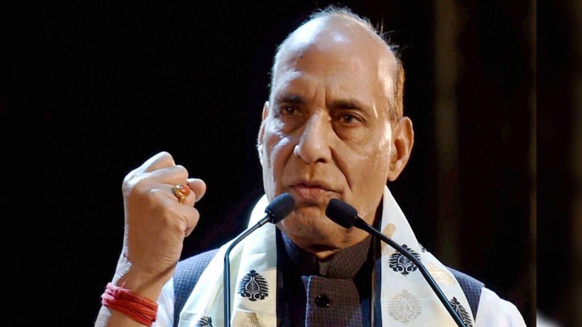 'অপারেশন সিঁদুর শেষ হয়নি', ভুজ এয়ারবেসে হুঙ্কার রাজনাথের! দেখুন