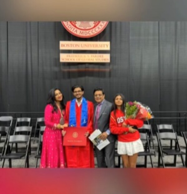 ঋতুপর্ণা যখন সপ্তম শ্রেণিতে পড়তেন, সঞ্জয় তখন ক্লাস টেন। তখন থেকেই আলাপ। ঋতুপর্ণার বাড়িতে  যাওয়া-আসা ছিল সঞ্জয়ের। পড়াশোনাতে তুখোড় সঞ্জয় বিদেশে চলে যান পড়তে। টলিউডে ঋতুপর্ণার কেরিয়ারও তখন মধ্য গগনে৷ সঞ্জয়ই এসে বিয়ের প্রস্তাব রেখেছিল ঋতুপর্ণার বাড়িতে। অভিনেত্রীর মা-বাবার একটাই ইচ্ছে ছিল, জামাই শিক্ষিত হবে। তাই বিয়েতে আর না করেননি।