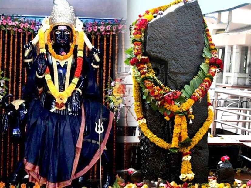 কিন্তু শত চেষ্টার পরেও কী সর্বশক্তিমানের প্রকোপ থেকে বেঁচে থাকা যায়? তাই প্রশ্ন হল খারাপ সময় চলাকীলান শনি দেবের আশীর্বাদ থেকে বঞ্চিত হতে যাতে না হয়, তার জন্য কী কী করা যেতে পারে? এক্ষেত্রে এই প্রবন্ধে আলোচিত মন্ত্রগুলি নিয়মমাফিক করে প্রতি শনিবার পাঠ করতে হবে। তাহলেই দেখবেন শনির সাড়ে সাতি কেটে যাবে, সেই সঙ্গে যে কোনও ধরনের কষ্ট কমতেও সময় লাগবে না। শুধু কি তাই, মিলবে আরও অনেক উপকার। Photo- Representative