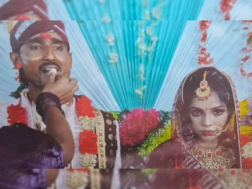 "বর অপহরণের কথা জানার পরেই পুলিশ দ্রুত ব্যবস্থা নেয় এবং বরকে উদ্ধার করে। আয়োজক, অতিথি এবং নাচের দলের মধ্যে টাকা নিয়ে অশান্তি শুরু হয়েছিল," গোপালগঞ্জ এসপি অবধেশ দীক্ষিত সাংবাদিকদের বলেন। Image: AI