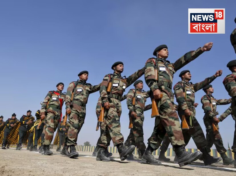 যুদ্ধের সাইরেন বা ওয়ার সাইরেন কোথায় লাগানো হয়?এই সাইরেনগুলি সাধারণত প্রশাসনিক ভবন, পুলিশ সদর দফতর, ফায়ার স্টেশন, সামরিক ঘাঁটি এবং শহরের জনবহুল এলাকায় উঁচু করে লাগানো হয়। এর উদ্দেশ্য হল সাইরেনের শব্দ যতদূর সম্ভব পৌঁছনো। বিশেষ করে দিল্লি-নয়ডার মতো বড় শহরগুলিতে সংবেদনশীল এলাকায় এগুলো স্থাপন করা যেতে পারে। এটি দেশের প্রতিটি শহরেই ইনস্টল করা হতে পারে।