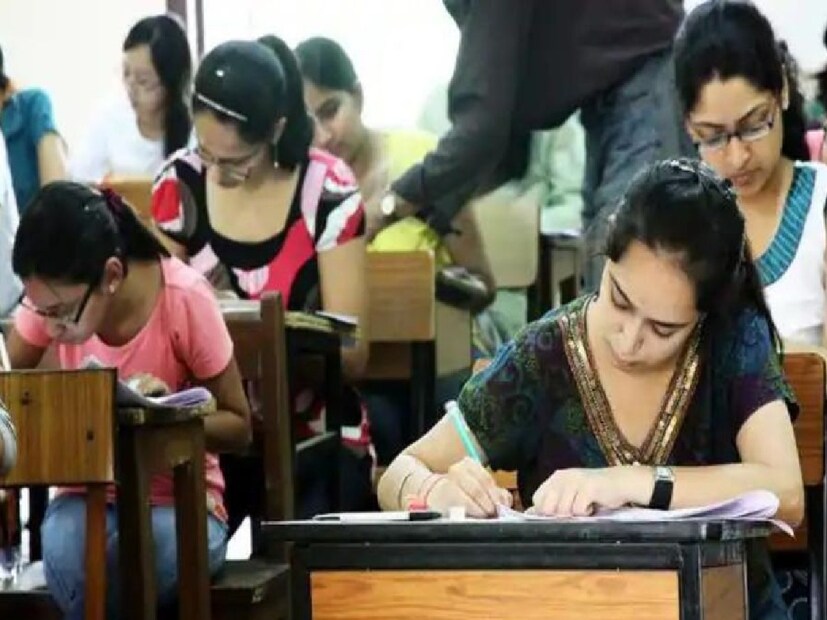 সাম্প্রতিক কালে এত দেরি হয়নি কখনও। এবছর জয়েন্ট এন্ট্রান্স পরীক্ষা হয়েছিল ২৭ এপ্রিল। ৩ মাসেরও বেশি সময় অতিক্রান্ত। রেজাল্ট কবে বেরোবে? কলকাতা হাইকোর্টের জনস্বার্থ মামলা দায়ের করেছেন কয়েকজন অভিভাবক। 