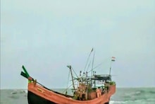 Bangladesh news: বাংলাদেশে আটক ভারতীয় মৎস্যজীবীর রহস্যমৃত্যু! কারণ নিয়ে ধোঁয়াশা