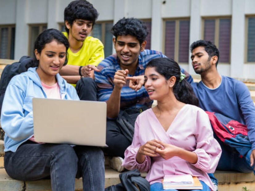 ২০২৩: ১৩৭ B.Tech ছাত্রছাত্রীদের চাকরির অফার পাওয়া গেছে (২০২২-এ ৭৭ ছিল)। সর্বোচ্চ প্যাকেজ: ₹৩৪ LPA (২০২২)। গড় প্যাকেজ: B.Tech-এর জন্য ₹৪ LPA, M.Tech-এর জন্য ₹৪.৮ LPA। মধ্যম প্যাকেজ: B.Tech ₹৪.১৫ LPA, M.Tech ₹৪.৫০ LPA। শীর্ষ রিক্রুটার্স: Amazon, TCS, Wipro, Infosys, Cognizant, Tech Mahindra, BYJU’S, Capgemini, HCL, Deloitte। প্লেসমেন্ট সেল: ওয়ার্কশপস, মক ইন্টারভিউ এবং ইন্ডাস্ট্রি ইন্টারঅ্যাকশন থেকে ছাত্রছাত্রীদের চাকরি-রেডি করে তোলে।