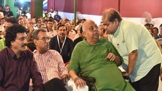 পোস্টার ব্যানার, ফ্লেক্সে সৃঞ্জয় বসুর সঙ্গে টুটু বসুর ছবি চিপকেই নামতে হয়েছিল ভোট যুদ্ধে! ট্যাগলাইন থাকতো, তোমাকে চাই!