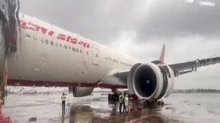 সিকিউরিটি অডিট সম্পূর্ণ না হওয়া পর্যন্ত এয়ার ইন্ডিয়ার সব Boeing বিমানের উড়ান বন্ধের নির্দেশ দিক সর্বোচ্চ আদালত-   জনস্বার্থ মামলা দায়ের  সুপ্রিম কোর্টে