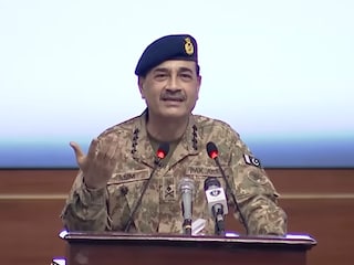 সেনা সর্বাধিনায়ক হতে চলেছেন আসিম মুনির সেনা সর্বাধিনায়ক হতে চলেছেন আসিম মুনির