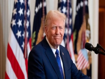 Donald Trump: দ্বিতীয়বার মার্কিন প্রেসিডেন্ট হয়েছেন, দেশের নবজাতকদের জন্য দুর্দান্ত উপহার, জন্মালেই ট্রাম্প প্রশাসন দেবে ১০০০ ডলার