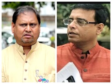 ভরতপুরের তৃণমূল বিধায়ক হুমায়ুন কবীর ও পরিবহণমন্ত্রী স্নেহাশিস চক্রবর্তী৷ 