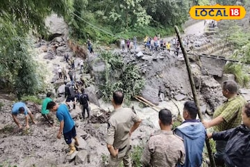 ফুঁসছে তিস্তা, উত্তরবঙ্গ ও সিকিমে শুরু বন্যা নিয়ন্ত্রণের প্রস্তুতি ফুঁসছে তিস্তা, উত্তরবঙ্গ ও সিকিমে শুরু বন্যা নিয়ন্ত্রণের প্রস্তুতি