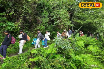মেঘভাঙা বৃষ্টির জেরে বিরাট ধস সিকিমে, ভয়ঙ্কর পরিস্থিতি! হেঁটে পাহাড় থেকে নামছেন পর্যটকেরা মেঘভাঙা বৃষ্টির জেরে বিরাট ধস সিকিমে, ভয়ঙ্কর পরিস্থিতি! হেঁটে পাহাড় থেকে নামছেন পর্যটকেরা