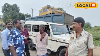 বৃদ্ধের সঙ্গে পুলিশ