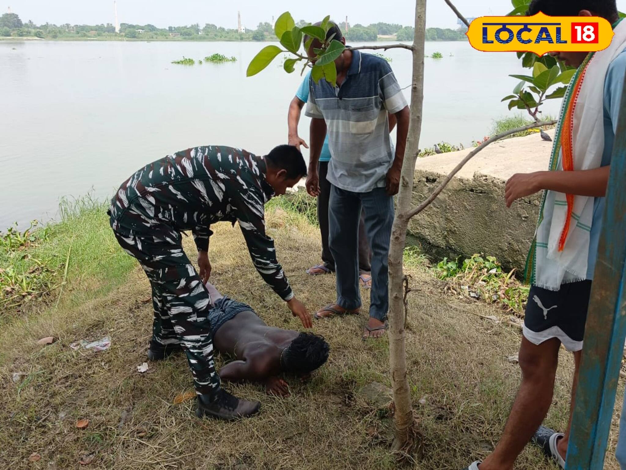 গঙ্গায় স্নান করতে নেমে তলিয়ে যাচ্ছিল কিশোর! সিভিক ভলেন্টিয়ারের তৎপরতায় বাঁচল প্রাণ