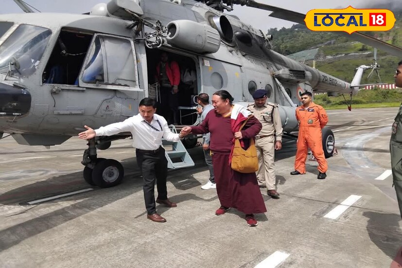 ভারতীয় সেনা ও বিমান বাহিনী ইতিমধ্যেই সিকিমে বিভিন্ন জায়গায় আটকে পড়া পর্যটকদের উদ্ধার কাজ করছিল জোর কদমে। এবার জনপ্রিয় পর্যটন কেন্দ্র লাচেন অথবা লাচুং এলাকায় বহু আটকে পড়া পর্যটককে আজ সফল ভাবে উদ্ধার করল ভারতীয় সেনা।