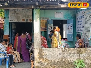 Alipurduar News: ঝড়ে উড়ে গেছে স্বাস্থ্য কেন্দ্রের টিনের একাংশ! বসার জায়গা নেই হবু মায়েদের! সারাইয়ের কথা বললেই অজুহাত