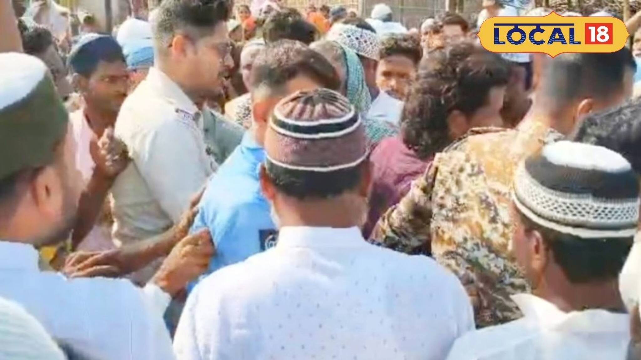 ঈদের নামাজের সময় ভয়ঙ্কর কাণ্ড! মালদহে যা ঘটল, শুনলে গায়ে কাঁটা দেবে!