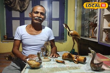 ২ টাকার জিনিস শিল্পীর হাতের যাদুতে ১৫০ টাকা!বাঁকুড়া ঘুরতে এই গ্রামে গেলেই বুঝতে পারবেন কদর ২ টাকার জিনিস শিল্পীর হাতের যাদুতে ১৫০ টাকা!বাঁকুড়া ঘুরতে এই গ্রামে গেলেই বুঝতে পারবেন কদর