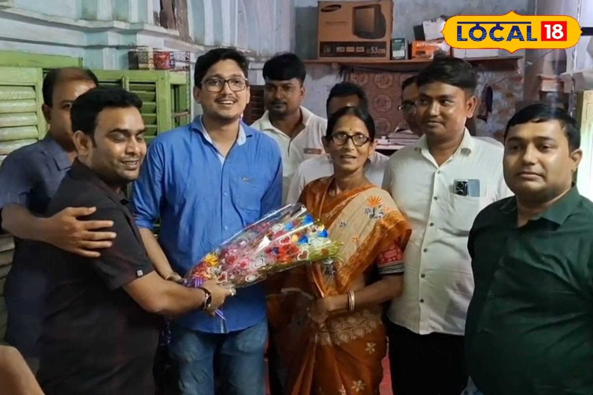 WBCS-এ নজরকাড়া সাফল্য, ডোমকলের প্রত্যন্ত গ্রামের ছেলে সৌভিক রেজাল্টে তাক লাগালেন