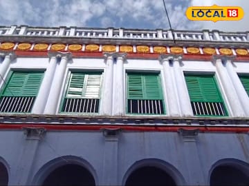 Travel Destination: একবার গেলে ফিরতে চাইবেন না…! গরমের ছুটিতে সঙ্গীকে নিয়ে ঢুঁ মারুন ‘এই’ রাজবাড়িতে Travel Destination: একবার গেলে ফিরতে চাইবেন না…! গরমের ছুটিতে সঙ্গীকে নিয়ে ঢুঁ মারুন ‘এই’ রাজবাড়িতে