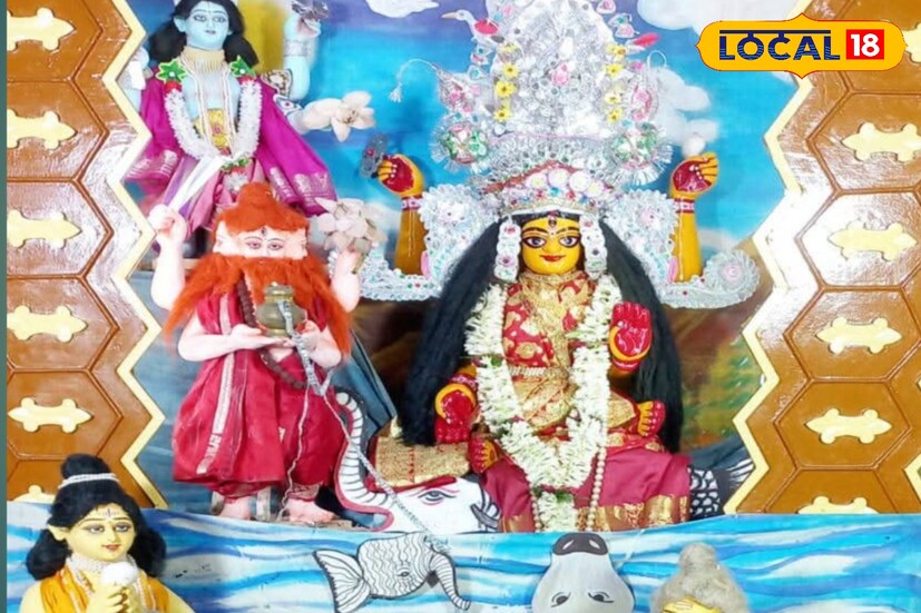 স্বপ্নাদেশ মেনে উদ্যোগ নেন মন্দির নির্মাণে। জনশ্রুতি, পুকুরের ধারে শিলারূপে দেবী মিলবেন—পরবর্তীতে সেই শিলাও উদ্ধার হয় এবং এখনও তার পূজা হয় মন্দিরে।