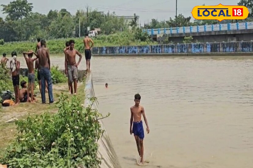 আবহাওয়ার খানিক বদল ঘটতেই প্রখর গরম থেকে রেহাই পেতে তিস্তার জলে প্রাণপণ ডাইভ! ফুলবাড়ির তিস্তা ক্যানেলে ঠান্ডা কুল কুল জলে গরমের দিনে দেখা গেল ডিগবাজির হিড়িক। ছোট থেকে বড় যুবকরা জীবনের ঝুঁকি নিয়েই একের পর এক ঝাঁপ দিচ্ছেন কনকনে ঠান্ডা জলে। যেন কেউ থামতে রাজি নয়, আনন্দের নামে চলছে বিপজ্জনক খেলা।
