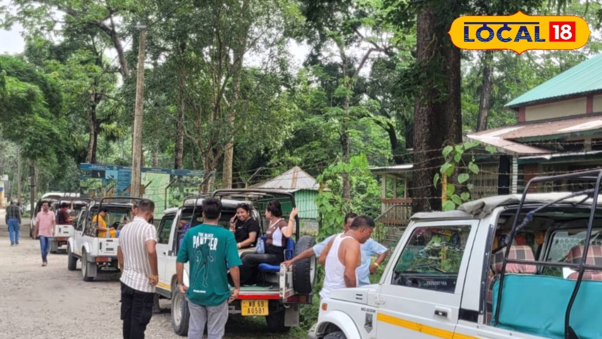 জলদাপাড়ার জঙ্গলে হল কী...? কাতারে কাতারে পর্যটকের ভিড়, জঙ্গলে উপচে পড়া ভিড়