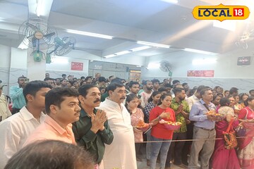 আচমকা হুড়োহুড়ি! বড়মার মন্দিরে পুজো দিলেন ইনি কে? তাঁকে ঘিরে হইচই নৈহাটিতে