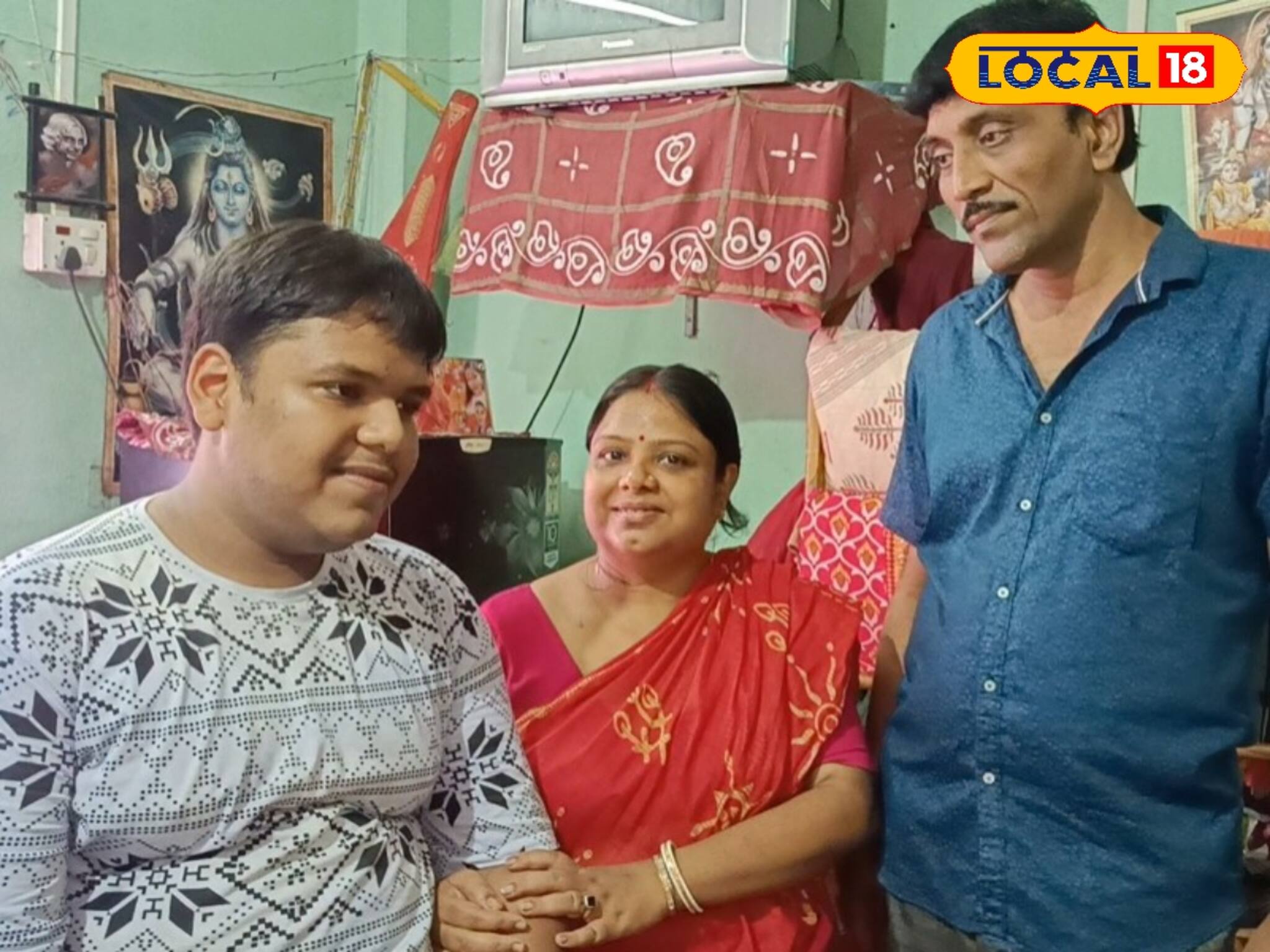 NEET UG Result: ইউটিউবই তাঁর শিক্ষক! নিট-এ দুরন্ত সাফল্য টাকির তানিশের লক্ষ্য হৃদরোগ বিশেষজ্ঞ হওয়া