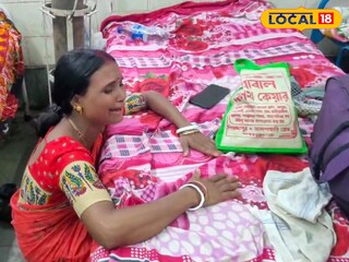 কান্নায় ভেঙে পড়েছে মৃতের পরিবার 