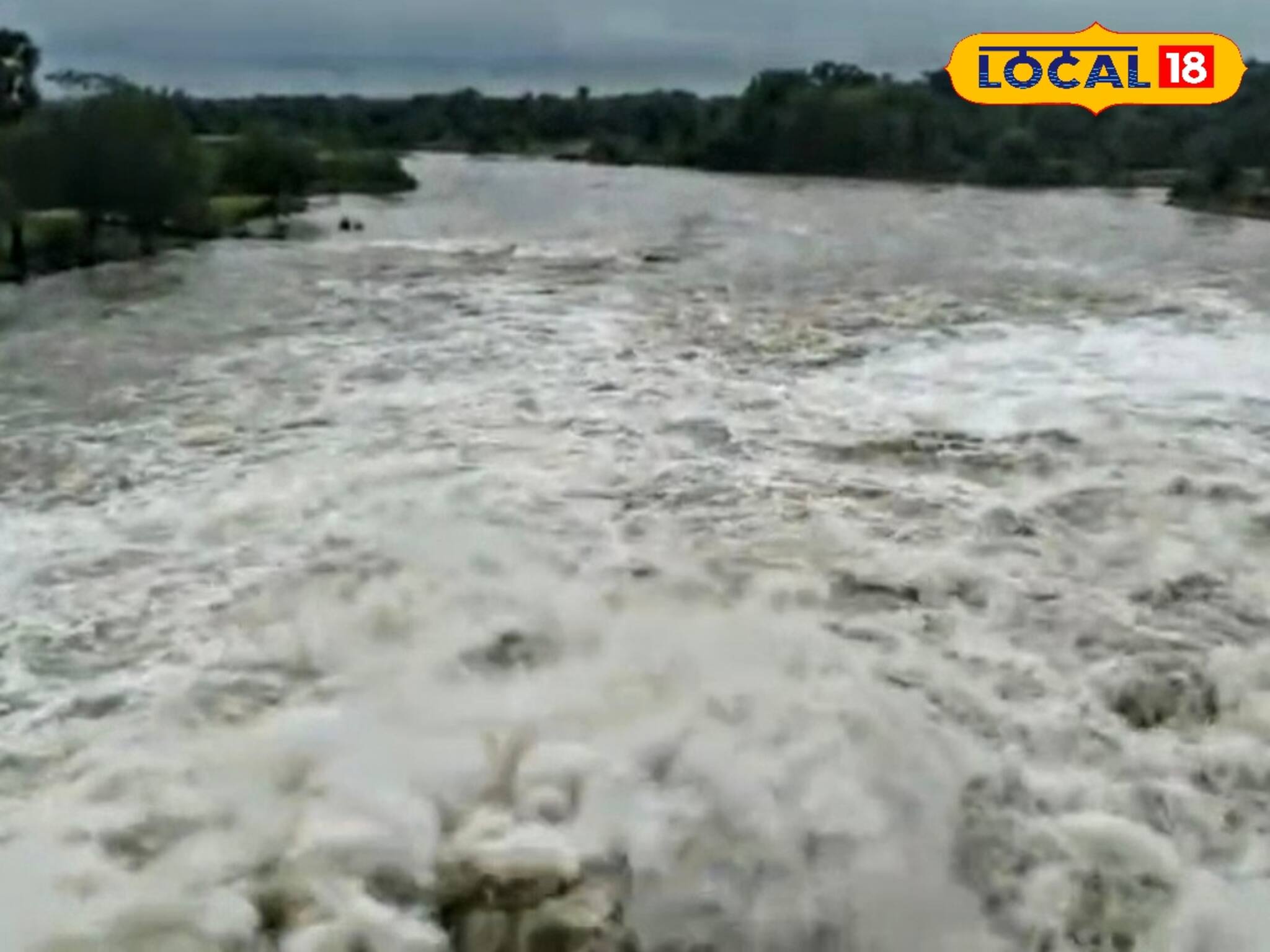 নিম্নচাপের জেরে ব্যাপক বৃষ্টি! জল ছাড়া শুরু বাঁকুড়ায়, চাপ বাড়বে ঘাটালের