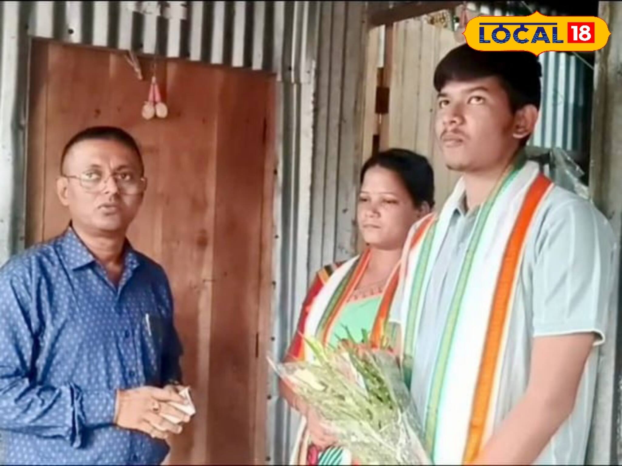 বিনা চিকিৎসায় চলে যান বাবা, সংসারে অভাব!  হাল না ছেড়ে নিট পরীক্ষায় সফল দ্বীপজ্যোতি!