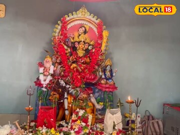 দেবী