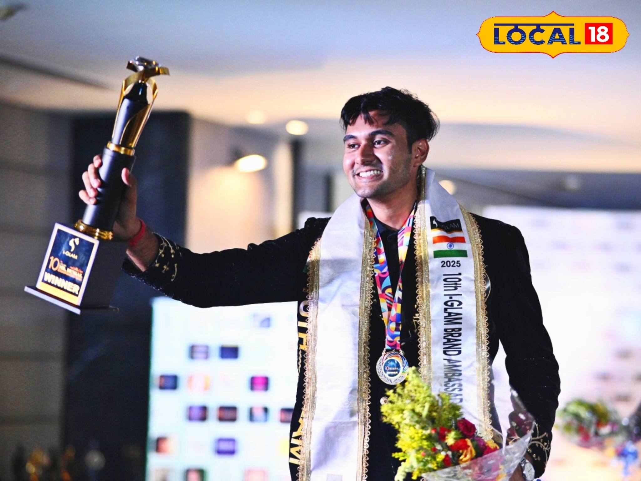 বাবা রান্নার ঠাকুরের কাজ করেন, টানাটানির সংসারে সোনার টুকরো ছেলে,হলেন মিস্টার বেঙ্গল ২০২৫