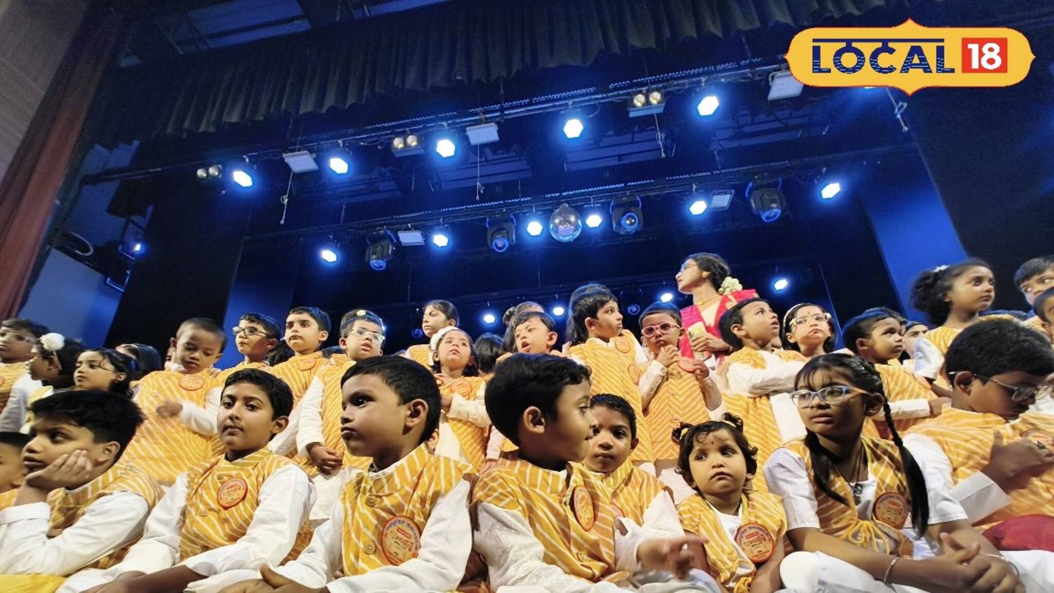 বাচিক শিল্পকে উৎসাহিত করতে বিশেষ আয়োজন কোন্নগরে, আয়োজিত হল ৫০০ কন্ঠে কবিতা পাঠ