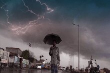 বঙ্গোপসাগরে তৈরি ঘূর্ণাবর্ত! প্রবল দুর্যোগের অশনি সংকেত...! মঙ্গল-বুধ কোন কোন জেলা তোলপাড়