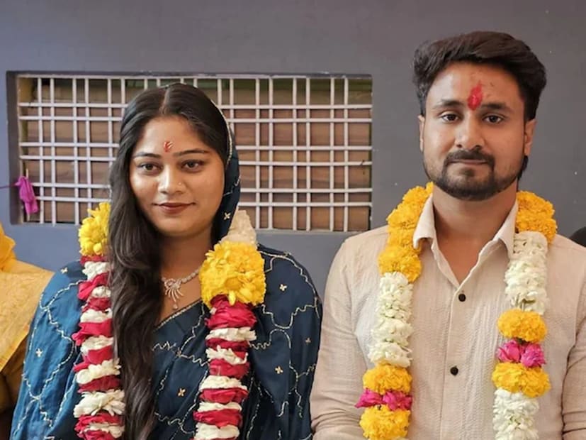 Honeymoon couple missing: ইস যদি ৫ জুনের পরে হানিমুনে যেতেন রাজা-সোনম! বিপদ হবে লিখে দেন জ্যোতিষী, শিলঙকাণ্ডে জড়িত কোনও মহিলা? Honeymoon couple missing: ইস যদি ৫ জুনের পরে হানিমুনে যেতেন রাজা-সোনম! বিপদ হবে লিখে দেন জ্যোতিষী, শিলঙকাণ্ডে জড়িত কোনও মহিলা?