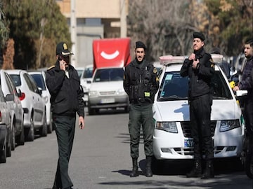 Indians Missing in Iran Update: তেহরানে পা দিয়েই অপহরণকারীদের খপ্পরে, অবশেষে উদ্ধার ইরানে নিখোঁজ তিন ভারতীয়! Indians Missing in Iran Update: তেহরানে পা দিয়েই অপহরণকারীদের খপ্পরে, অবশেষে উদ্ধার ইরানে নিখোঁজ তিন ভারতীয়!