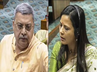 কল্যাণ-মহুয়া সংঘাত প্রকাশ্যে৷ 