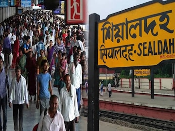 Sealdah Division: মহিলা কামরা বৃদ্ধি থেকে বাড়তি ট্রেন! মুম্বইয়ের লোকাল ট্রেনে দুর্ঘটনার পর বিশেষ ব্যবস্থা শিয়ালদহ ডিভিশনে