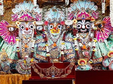 রথযাত্রায় বাড়িতে জগন্নাথদেবের পুজো করছেন? কোথায় কীভাবে রাখবেন তাঁর মূর্তি? রইল পুজোর নিয়ম রথযাত্রায় বাড়িতে জগন্নাথদেবের পুজো করছেন? কোথায় কীভাবে রাখবেন তাঁর মূর্তি? রইল পুজোর নিয়ম
