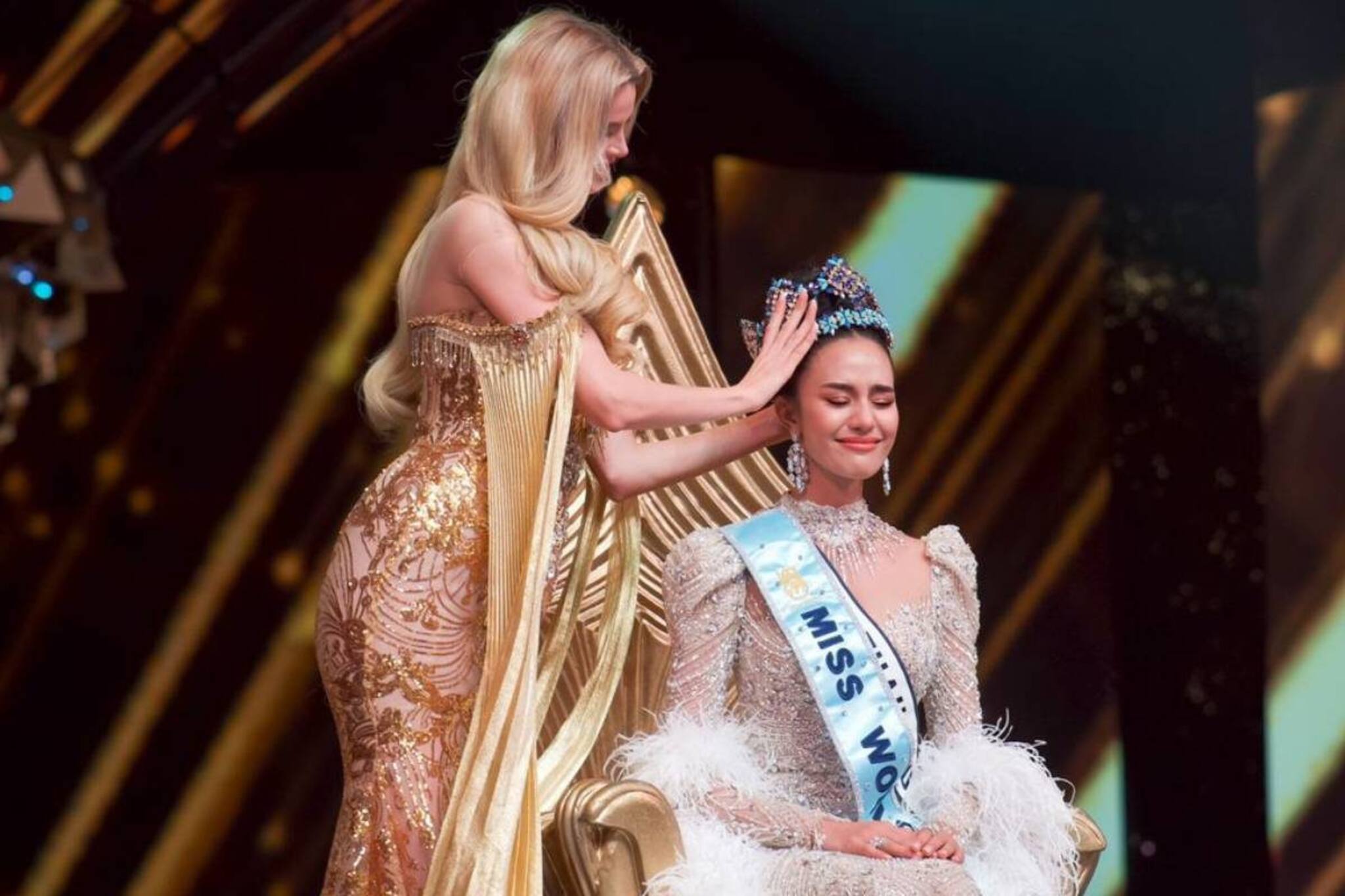 হায়দরাবাদে থাইল্যান্ডের ওপালের মাথায় উঠল বিশ্ব সুন্দরী ২০২৫-এর শিরোপা! কে এই নারী জানেন কি