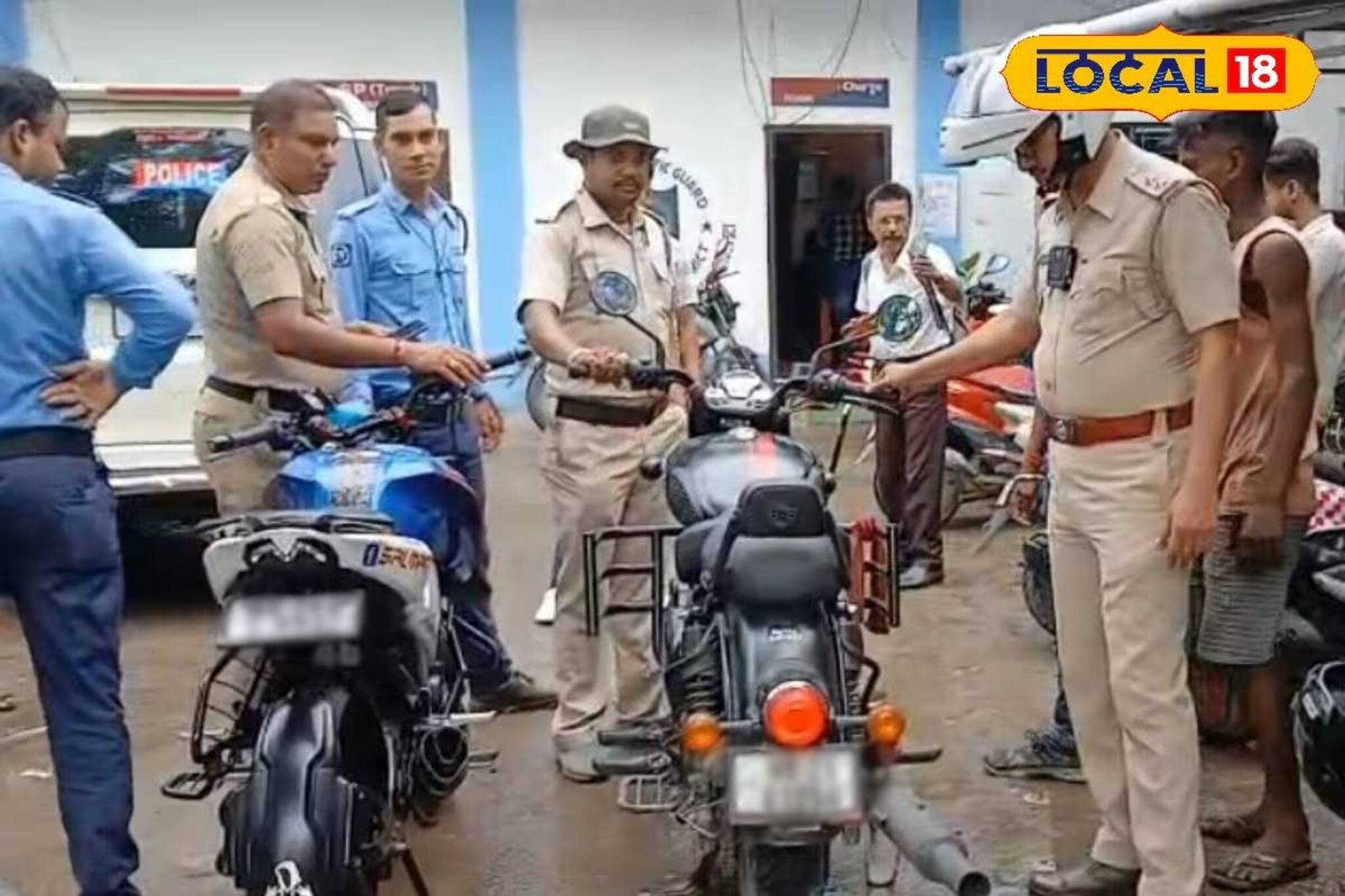 'রোমিও বাইক'-এর শব্দে অতিষ্ঠ শহরবাসী! শব্দ দূষণ রুখতে বসিরহাটে ট্রাফিক পুলিশের অভিযান