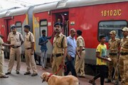 পুরী এক্সপ্রেস থেকে নামলেন ২ যাত্রী, হাতে ইয়া বড় দুটো ব্যাগ! GRP এসে বলল 'ব্যাগে কী?'