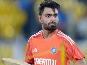ক্লাস নাইন ফেল তারকা ক্রিকেটার, তিনিই এবার শিক্ষক নিয়োগ করবেন! এমন ঘটনা আগে ঘটেনি