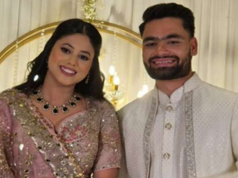 ভারতীয় ক্রিকেট দলের তারকা ব্যাটসম্যান রিঙ্কু সিং তার জীবনে একটি নতুন অধ্যায়ের সূচনা করলেন। রিঙ্কু সমাজবাদী পার্টির সাংসদ প্রিয়া সরোজের সঙ্গে লখনউয়ে বাগদান সম্পন্ন করেছেন। লখনউয়ের ফাইভ স্টার হোটেল ‘দ্য সেন্ট্রাম’-এ রিঙ্কু এবং প্রিয়ার বাগদান হয়।